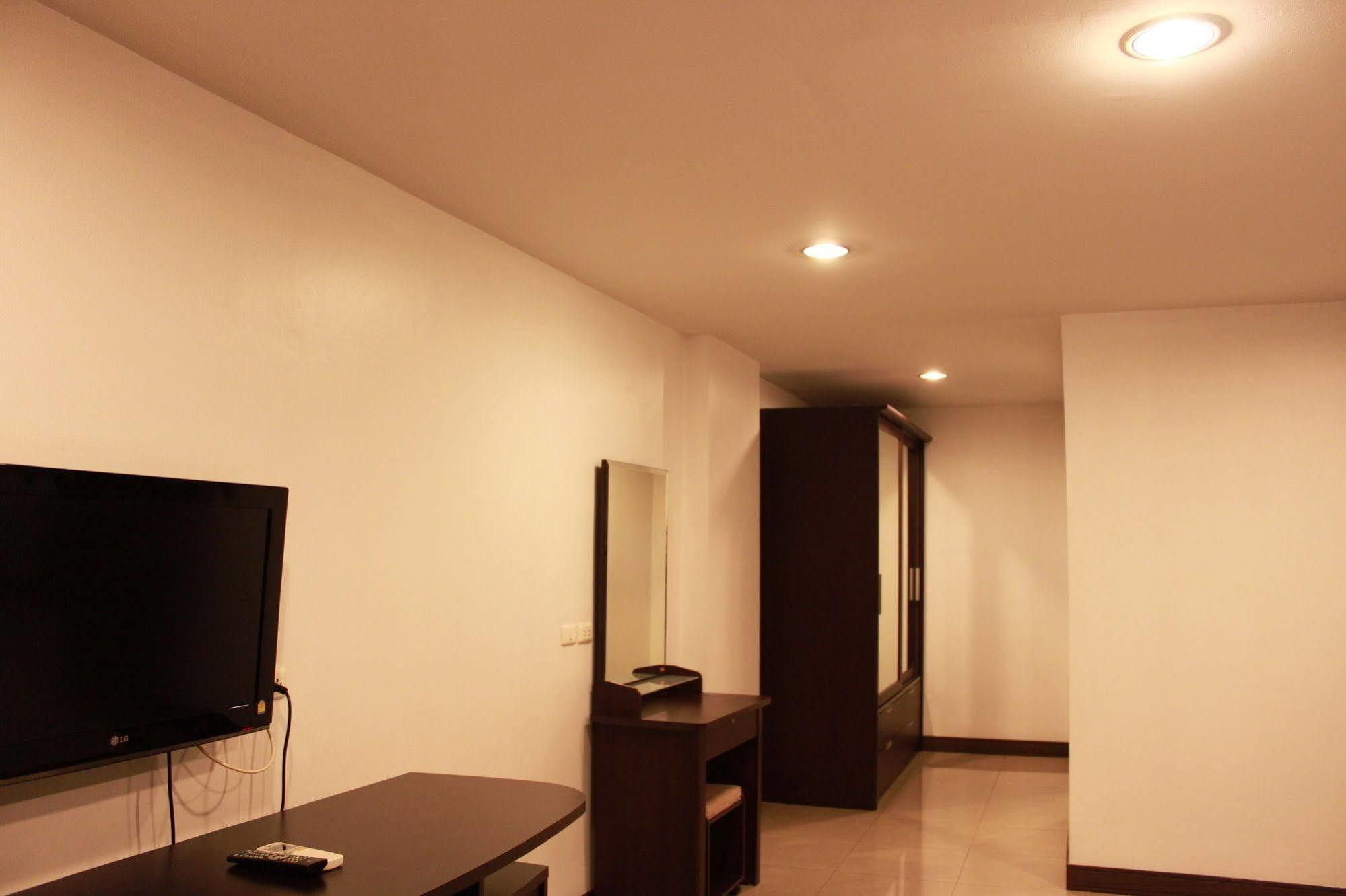 14 Place Bangkok Esterno foto